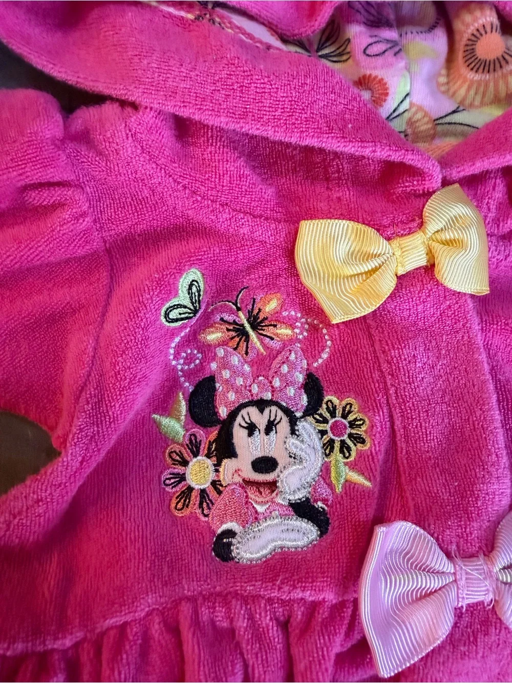 Disney Minnie Mouse Pink Hooded Tiered Swim Towel with Bows